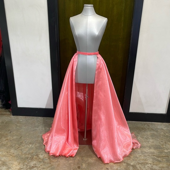 Ava Presley Overskirt - Bright Coral